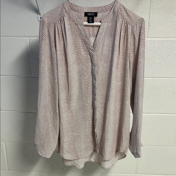 Jones New York Tops - Jones New York Pink Buttoned Blouse with Mandarin Collar